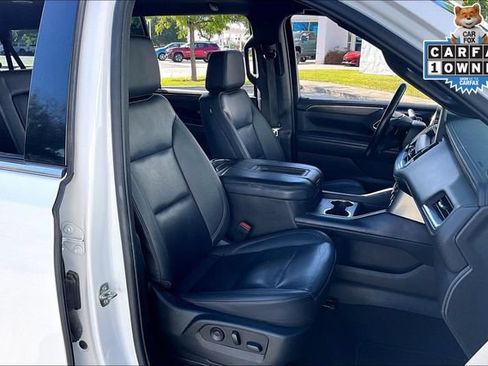 Used 2023 Chevrolet Suburban LT AWD/4WD image 7
