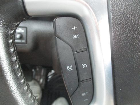Used 2015 Chevrolet Traverse LT AWD/4WD image 16