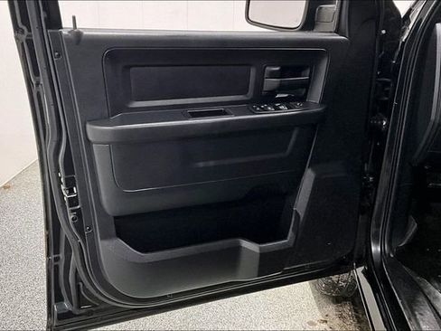 Used 2015 RAM 1500 Express image 22