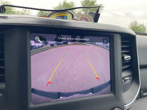 Used 2020 RAM 1500 Big Horn AWD/4WD image 10