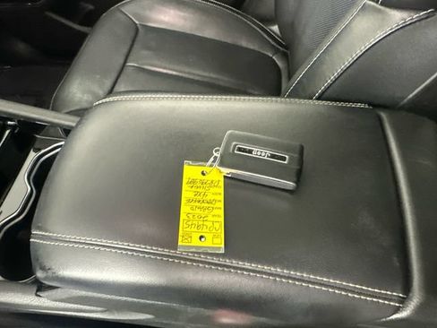Certified 2023 Jeep Grand Cherokee 4WD 4xe w/ Luxury Tech Group II image 39