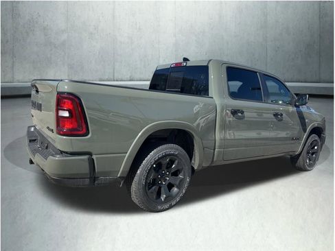 New 2026 RAM 1500 4x4 Crew Cab image 9