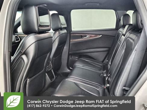 Used 2019 Lincoln Nautilus Select w/ Cargo Utility Package image 31