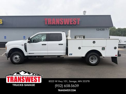 Used 2024 Ford F350 XL w/ XL Chrome Package AWD/4WD image 2
