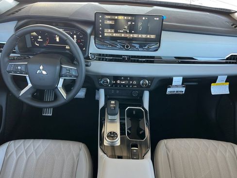 New 2026 Mitsubishi Outlander SEL FWD image 14