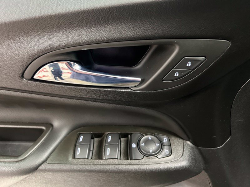 Used 2023 Chevrolet Equinox LT AWD/4WD image 20