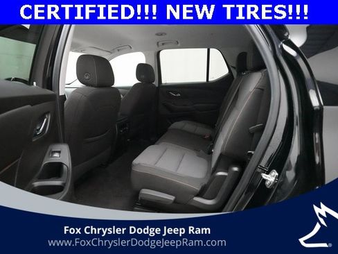 Used 2021 Chevrolet Traverse LS image 15