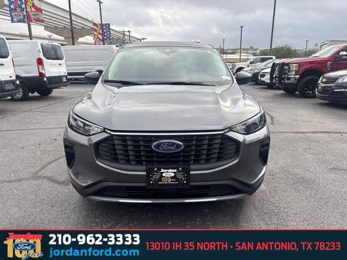 Certified 2023 Ford Escape Active w/ Tech Pack #1 FWD image 2