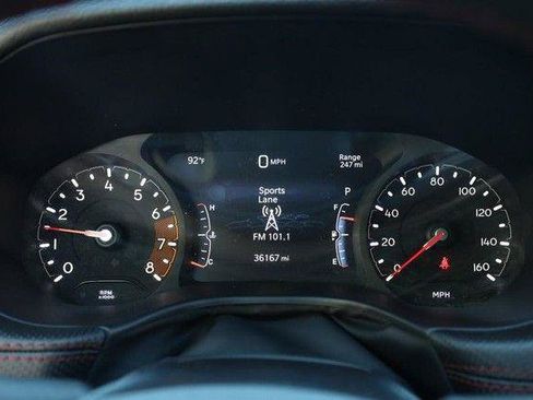 Used 2025 Jeep Compass Trailhawk AWD/4WD image 10