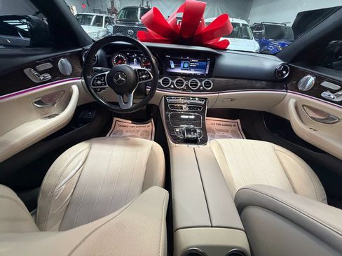 Used 2019 Mercedes-Benz E 300 image 26