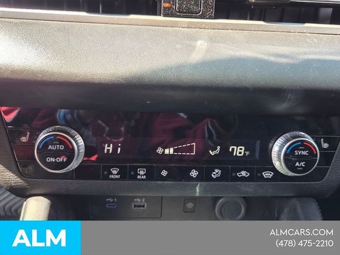 Used 2022 Mitsubishi Outlander SE AWD/4WD image 22