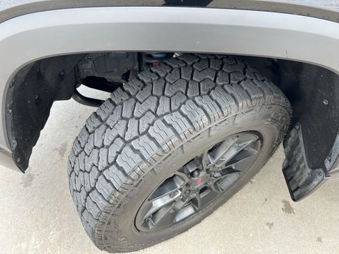 Used 2023 Toyota Tundra Limited w/ TRD Off-Road Package AWD/4WD image 7