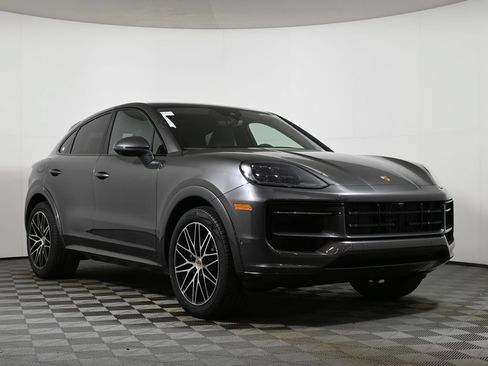 Used 2026 Porsche Cayenne Coupe AWD/4WD image 9