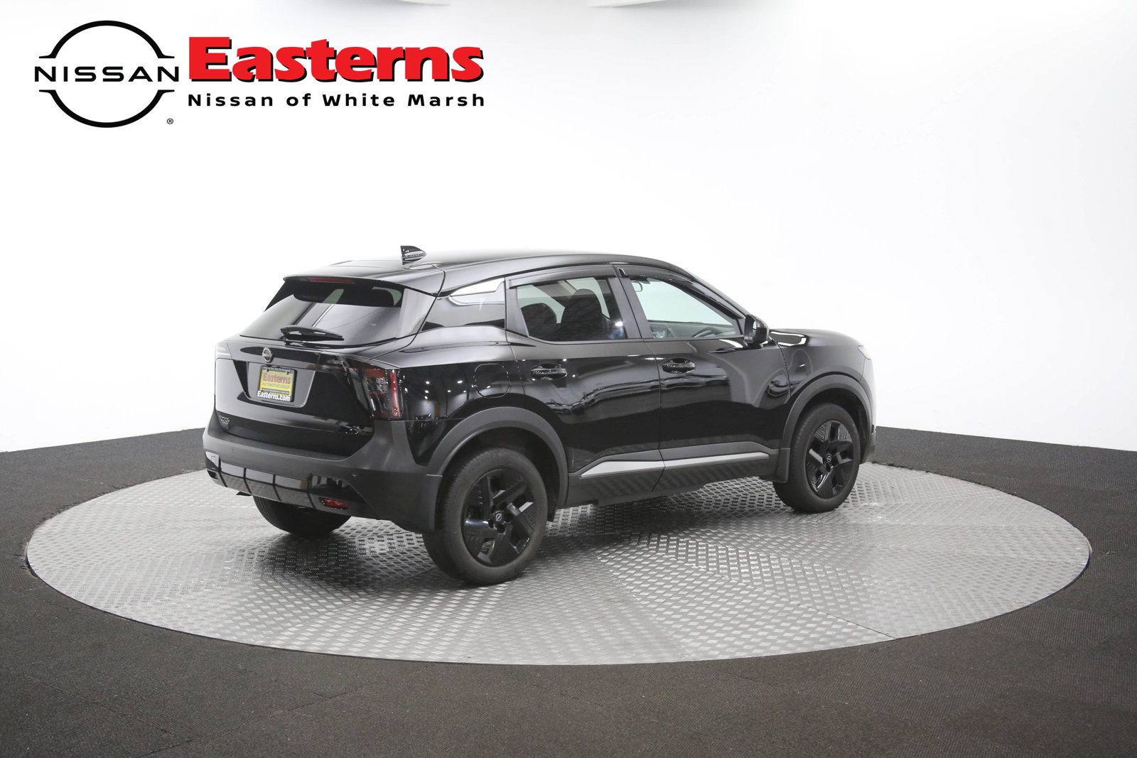 Used 2025 Nissan Kicks SV FWD image 41