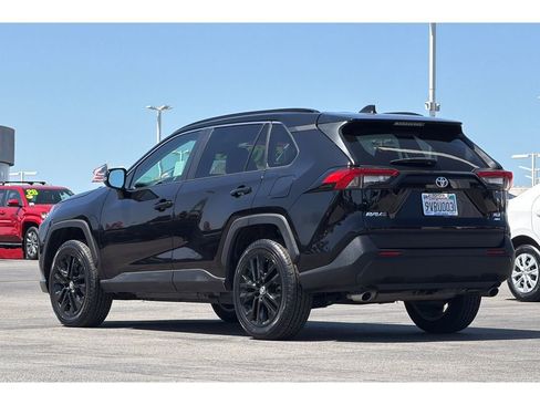 Certified 2023 Toyota RAV4 XLE Premium AWD/4WD image 6