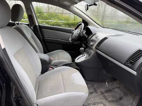 Used 2010 Nissan Sentra 2.0 SR w/ Convenience Pkg image 15