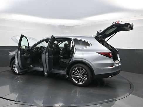 Used 2023 Acura MDX SH-AWD w/ Advance Package image 45