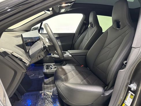 Used 2025 BMW iX M60 image 14