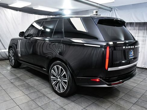 Used 2023 Land Rover Range Rover Autobiography AWD/4WD image 4