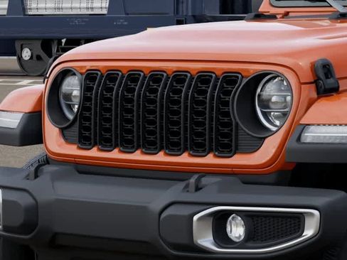 New 2026 Jeep Gladiator Sport AWD/4WD image 4