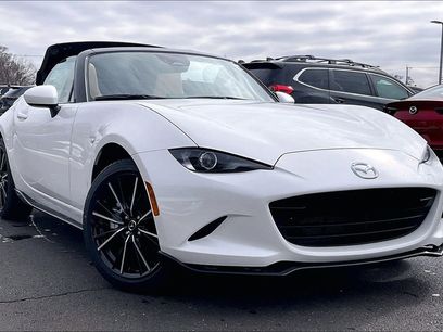 New 2026 MAZDA MX-5 Miata Grand Touring w/ Appearance Package