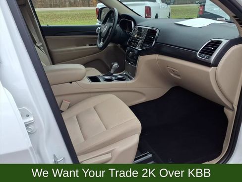 Used 2022 Jeep Grand Cherokee Laredo E image 20