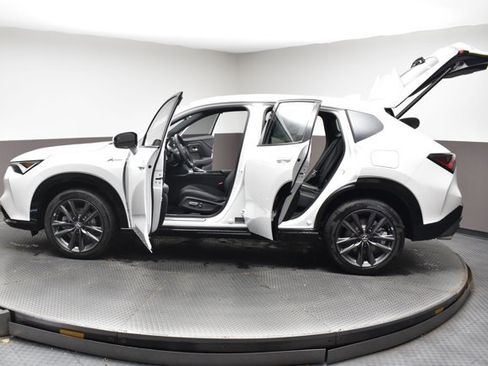 New 2025 Acura ADX A-Spec image 44