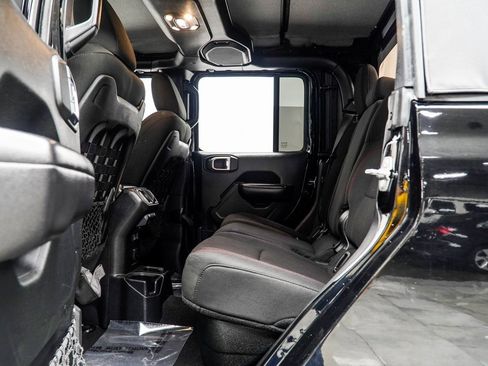 Used 2020 Jeep Gladiator Rubicon w/ Trailer Tow Package image 34