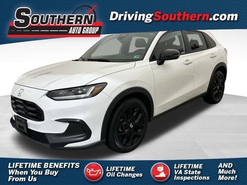 Used 2024 Honda HR-V Sport image 1