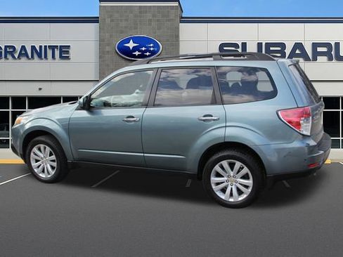 Used 2012 Subaru Forester 2.5X Premium w/ All-Weather Pkg image 6