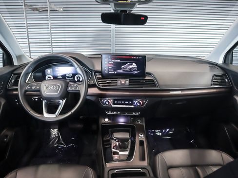 Used 2022 Audi Q5 Premium Plus image 7