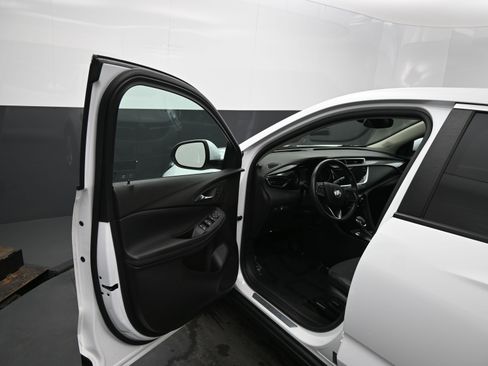 Used 2023 Buick Encore GX Preferred w/ Cold Weather Comfort Package image 16