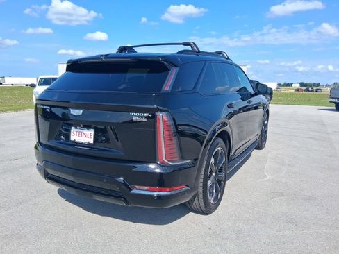 Used 2025 Cadillac Escalade IQ Sport 2 AWD/4WD image 7