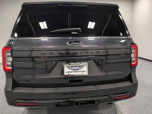 Used 2024 Ford Expedition Limited AWD/4WD image 7