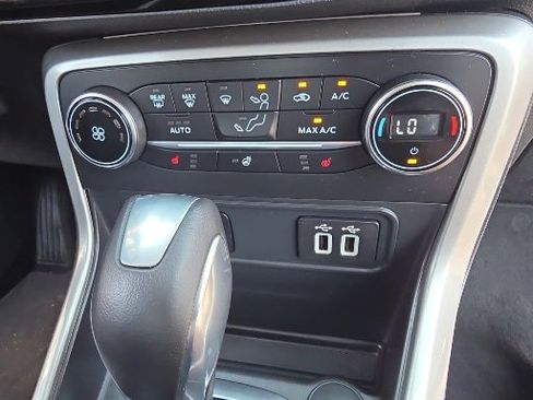 Certified 2019 Ford EcoSport Titanium FWD image 5