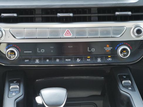 Used 2024 Kia Telluride EX X-Line AWD/4WD image 20