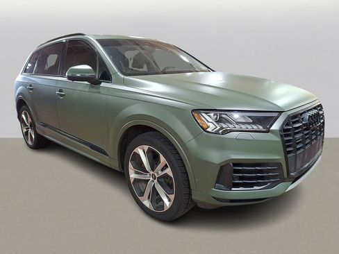 Used 2021 Audi Q7 3.0T Premium Plus w/ Premium Plus Package AWD/4WD image 2