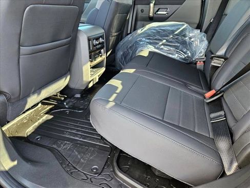 New 2025 GMC Hummer EV 3X w/ Extreme Off-Road Package image 15