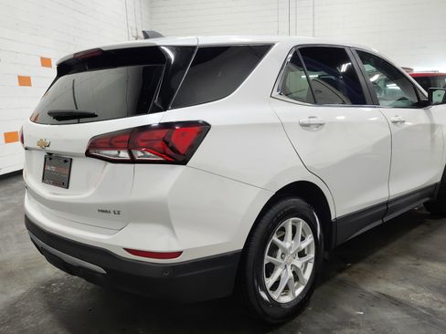 Used 2024 Chevrolet Equinox LT AWD/4WD image 18