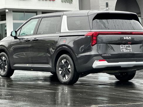 New 2026 Kia Carnival LXS image 6
