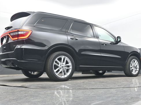 Used 2023 Dodge Durango GT image 29