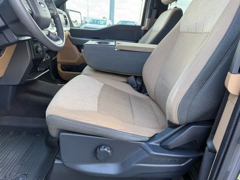 Used 2022 Ford F150 XLT w/ Bed Utility Package AWD/4WD image 4