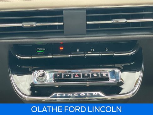 Certified 2024 Lincoln Corsair AWD w/ Equipment Group 101A image 35