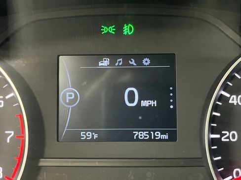 Used 2019 Kia Sportage EX w/ EX Sport Appearance Package AWD/4WD image 16