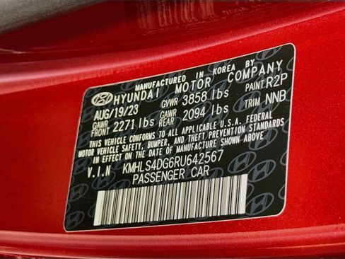 Used 2024 Hyundai Elantra SEL w/ Convenience Package FWD image 40