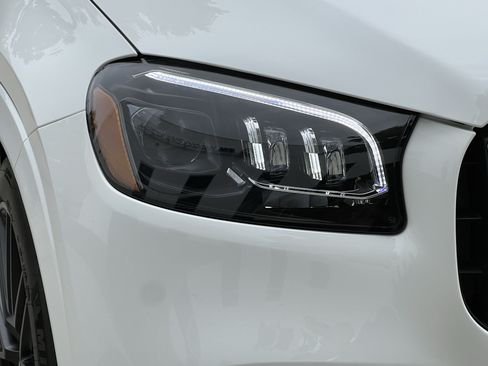 Certified 2025 Mercedes-Benz GLS 63 AMG 4MATIC image 11