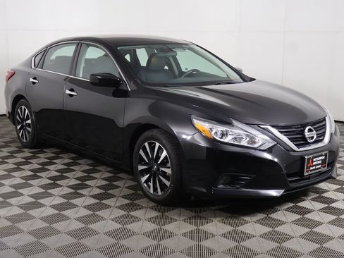 Used 2018 Nissan Altima 2.5 SV FWD image 43