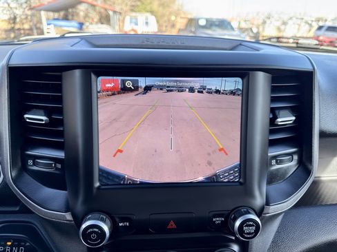 Used 2024 RAM 2500 Tradesman w/ Chrome Appearance Group image 24