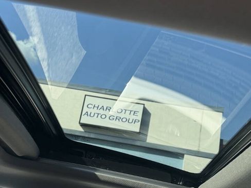 Used 2017 Honda Accord Touring image 30