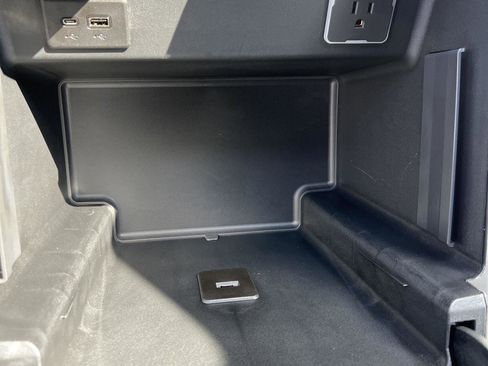 New 2026 Chevrolet Silverado 1500 ZR2 w/ Dark Appearance Package image 26